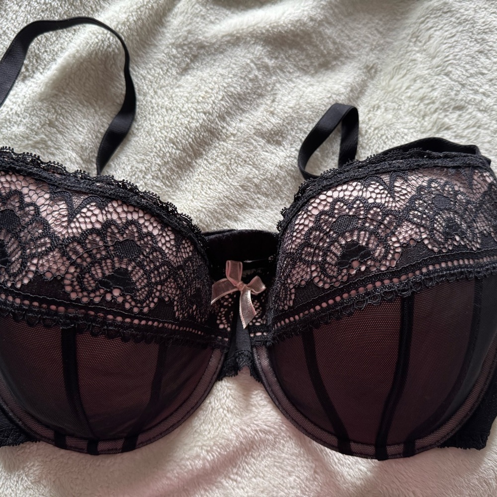 Adore Me Elegant Black Lace Bra